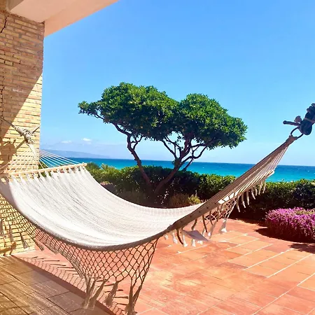Villa La Sul Mare, San Lorenzo Noto
